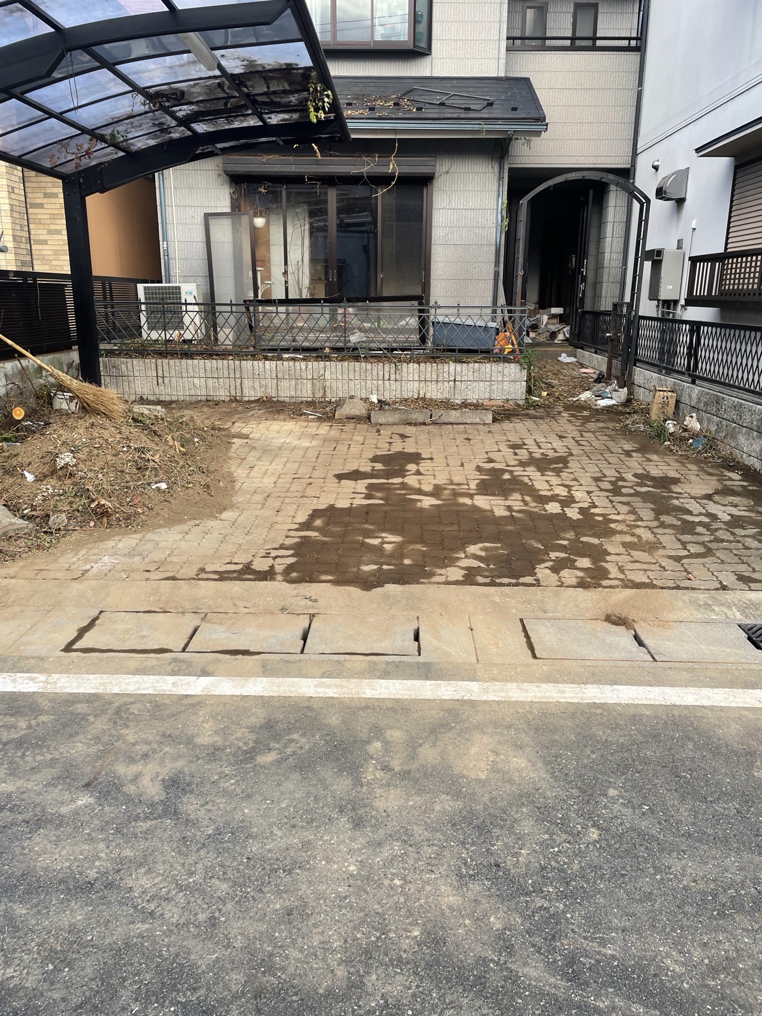 岐阜県岐阜市 カーポート 片付け 作業後